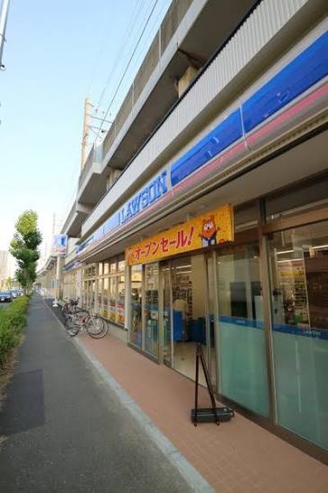 コンビニ　ローソン 川崎上小田中六丁目店（コンビニ）まで350m