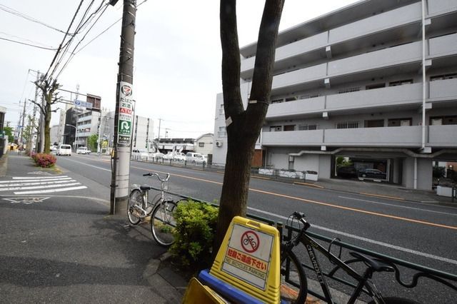 その他　物件周辺（その他）まで1m