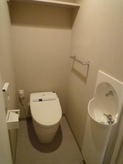 トイレ　別部屋参考写真