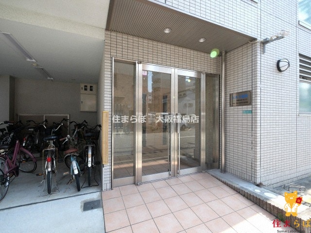 エントランス　共用部の印象も大切に
