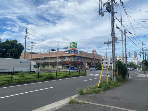 スーパー　ライフ西淡路店（スーパー）まで535m