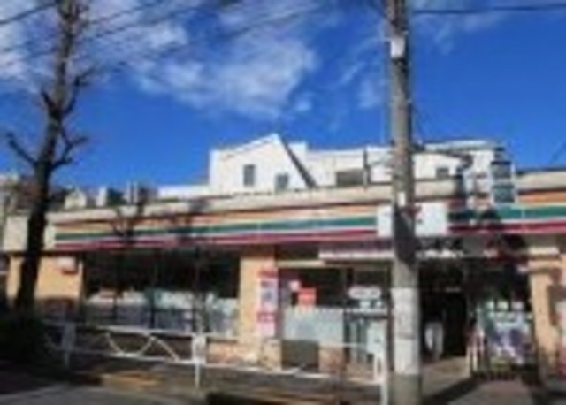 コンビニ　セブンイレブン上目黒5丁目店（コンビニ）まで413m