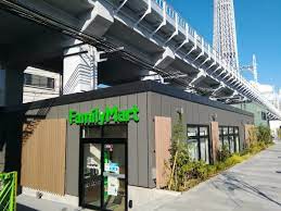 コンビニ　ファミリーマート 東京ミズマチ店（コンビニ）まで793m