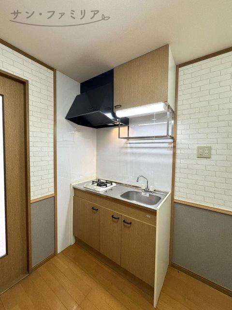 キッチン　同一物件別部屋写真