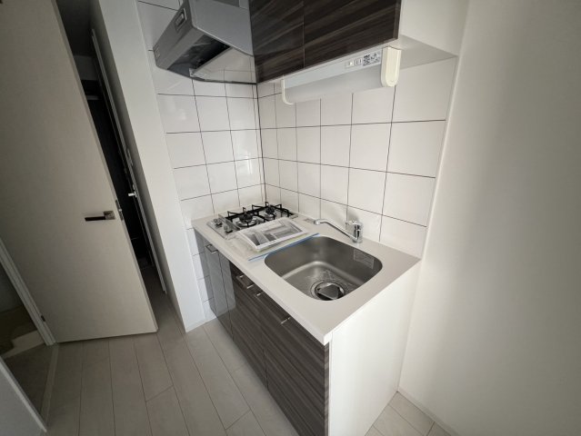 キッチン　同物件別部屋写真