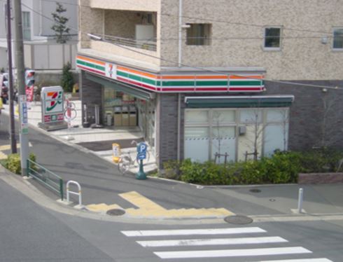 コンビニ　セブンイレブン 世田谷駒沢公園通り店（コンビニ）まで60m