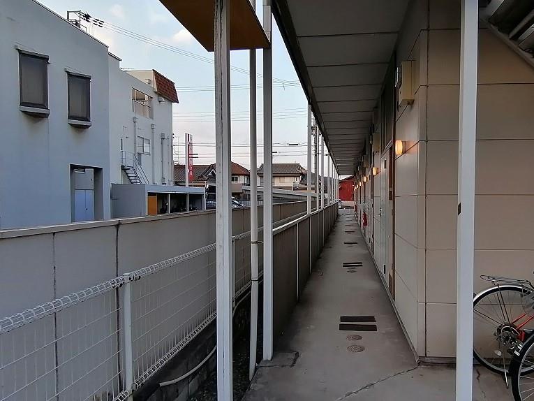 山陽電鉄網干線 広畑駅 徒歩8分 2階建 築28年の玄関写真
