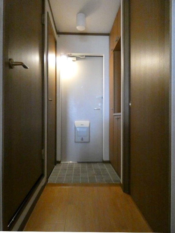 玄関　図面と現状に相違がある場合には現状を優先