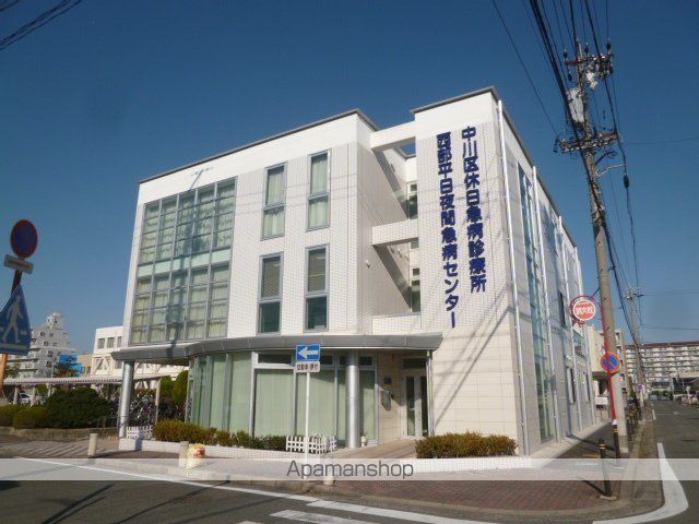 病院　名古屋市医師会中川区休日急病診療所・西部平日夜間急病センター（病院）まで298m