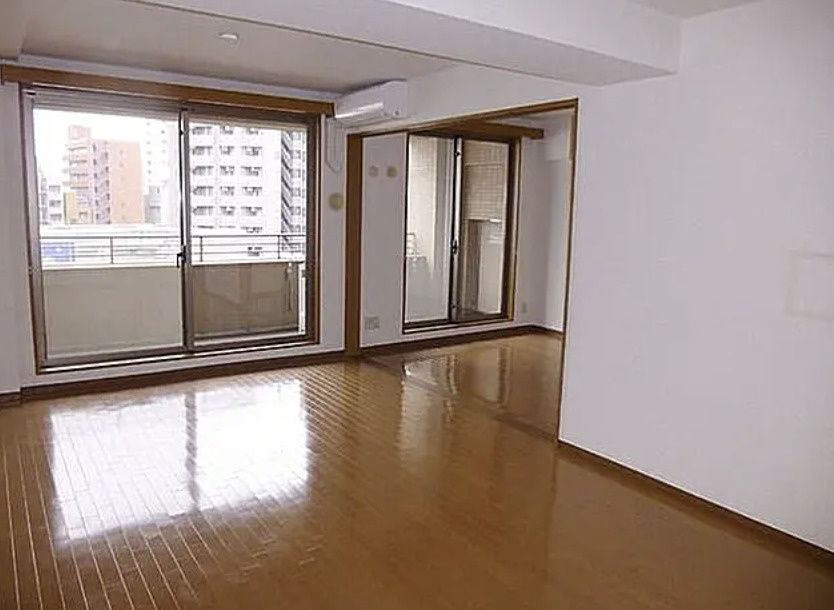 居室・リビング　※別部屋の参考写真です。