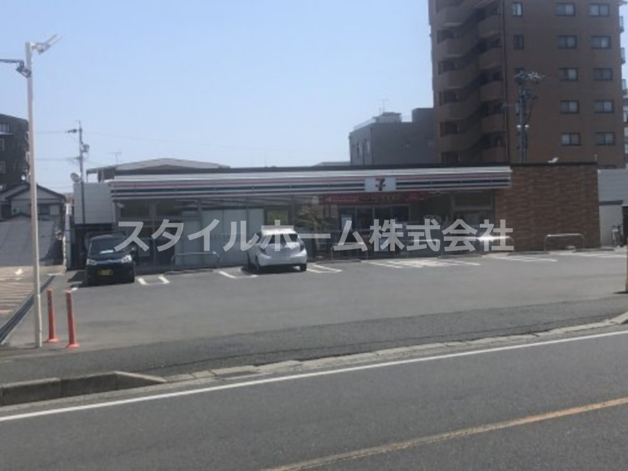 コンビニ　セブンイレブン 豊橋菰口町3丁目店（コンビニ）まで486m