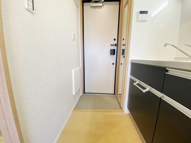 玄関　別号室の参考写真です。