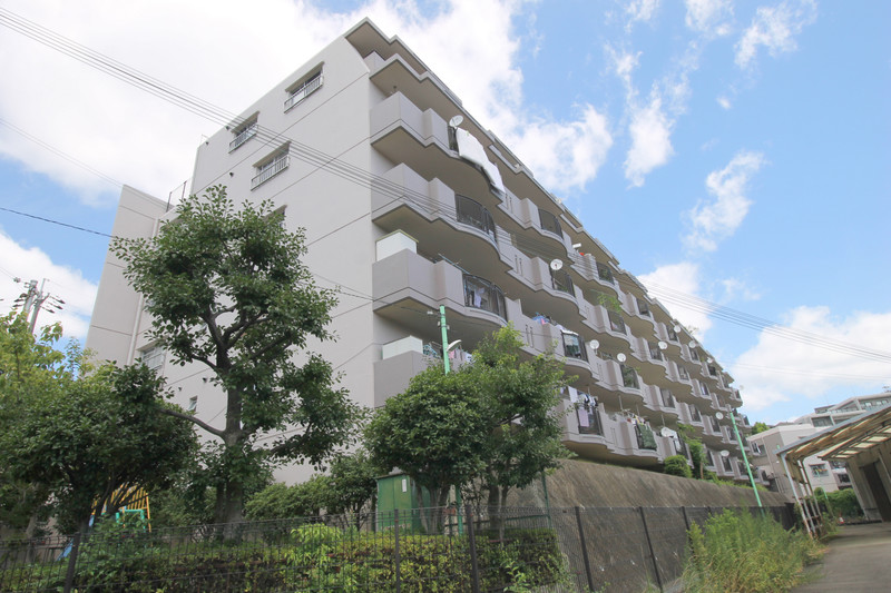 北大阪急行 緑地公園駅 徒歩23分 築44年