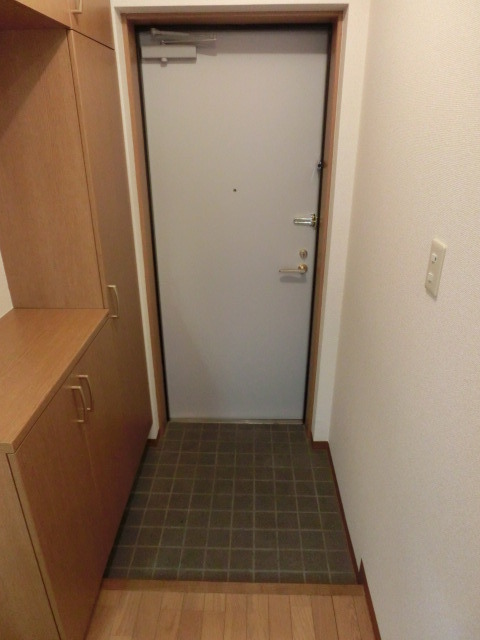 玄関　広々玄関です