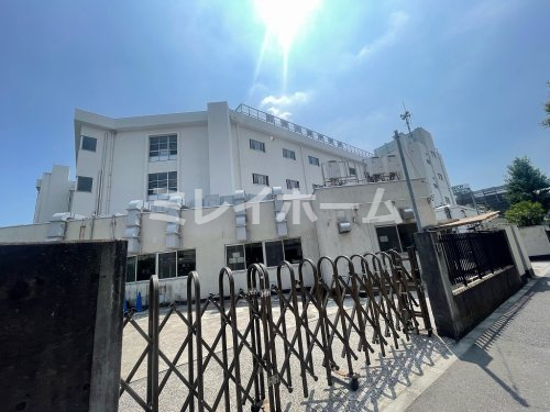 中学校　品川区立鈴ケ森中学校（中学校）まで284m