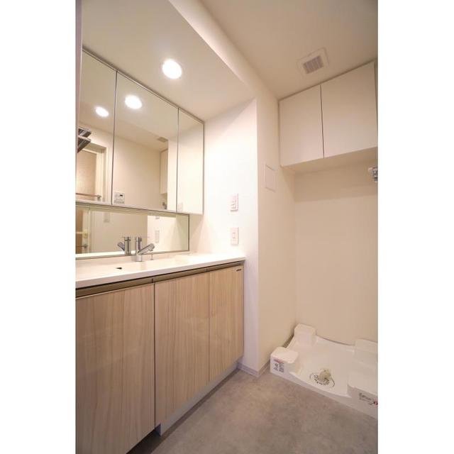 洗面設備　※写真は同タイプ住戸です。