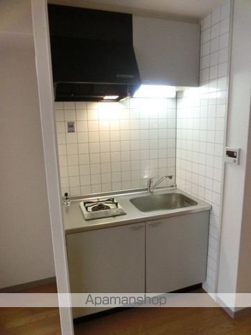 地下鉄御堂筋線 新大阪駅 徒歩6分 11階建 築24年のキッチン写真