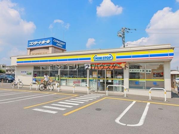 コンビニ　ミニストップ宇都宮五代店（コンビニ）まで493m