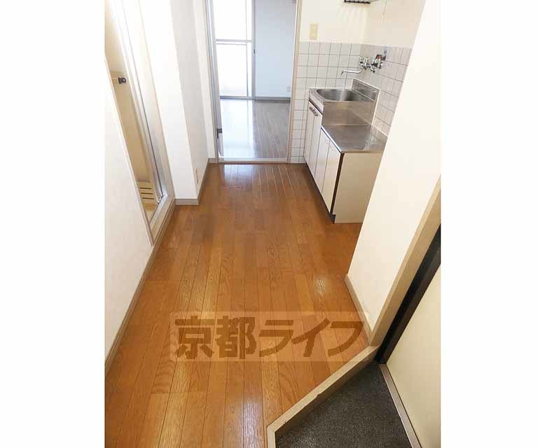 その他部屋・スペース　フローリングが綺麗です。
