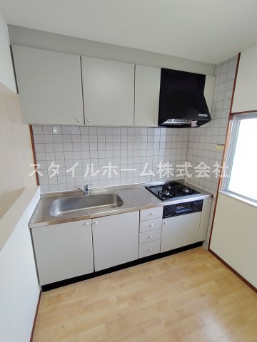 キッチン　別部屋写真です。