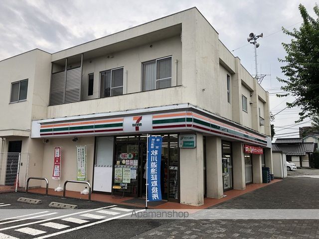 コンビニ　セブンイレブン（コンビニ）まで370m