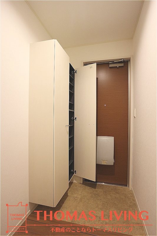 玄関　大容量のシューズボックス付きです。
