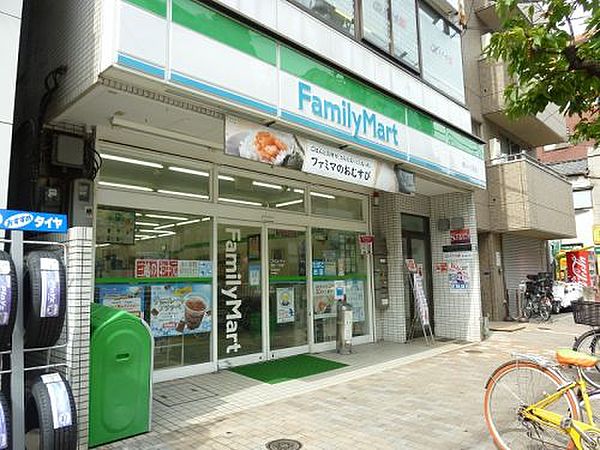 コンビニ　ファミリーマート菊川一丁目店（コンビニ）まで837m