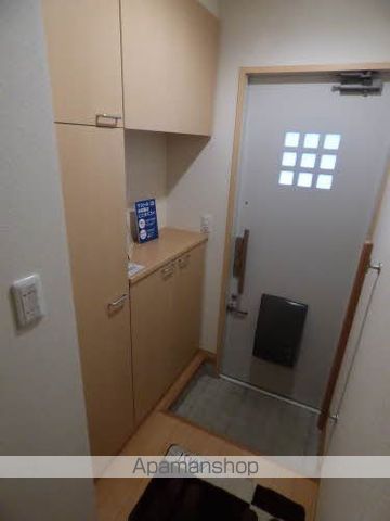 グランディール 弐番館の玄関写真