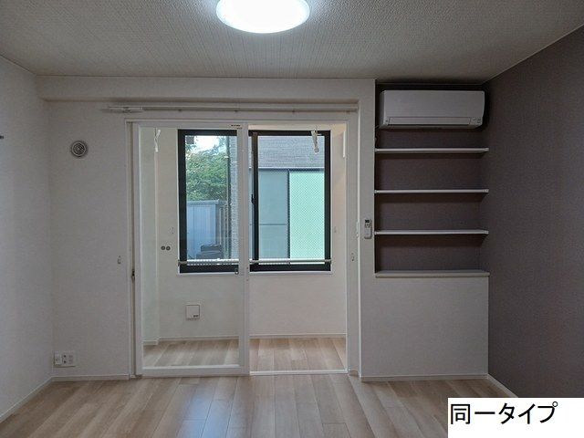 ルヴェ ソン ヴェールの居間写真