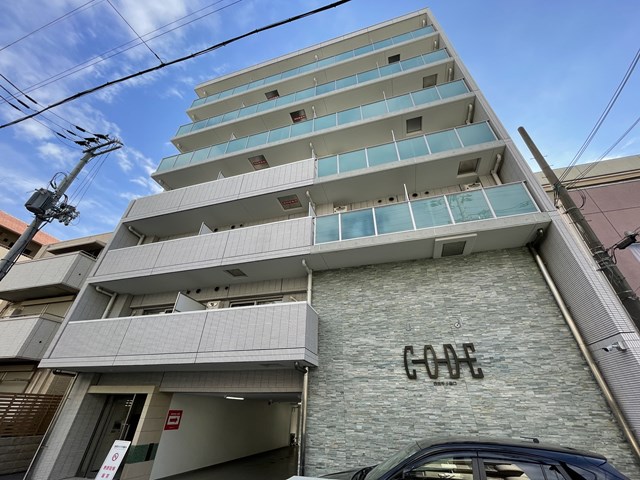建物外観　オートロック、エレベーター完備☆