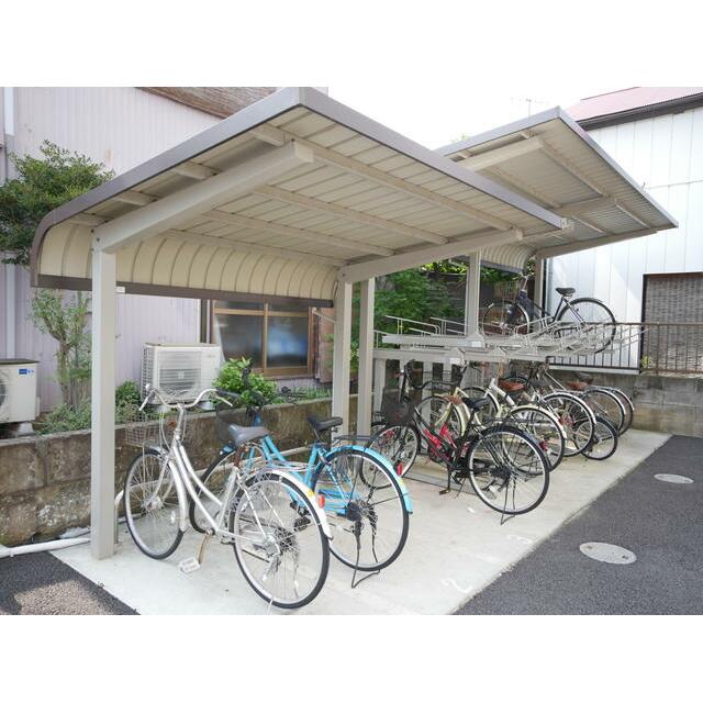 その他共有部分　★敷地内に屋根付きの駐輪場がございます★