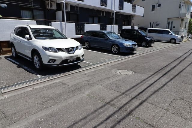 駐車場　★★敷地内駐車場★★