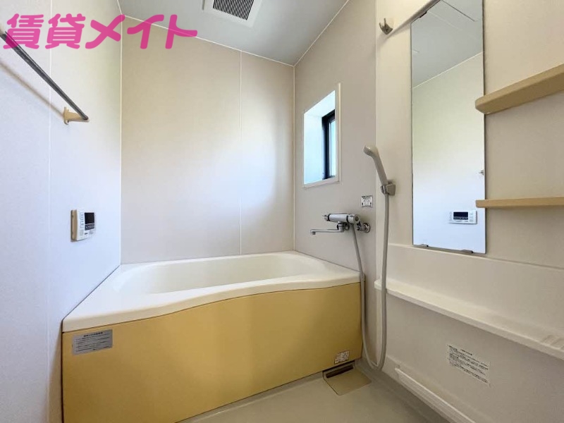 バス・シャワールーム　同タイプ部屋写真です。