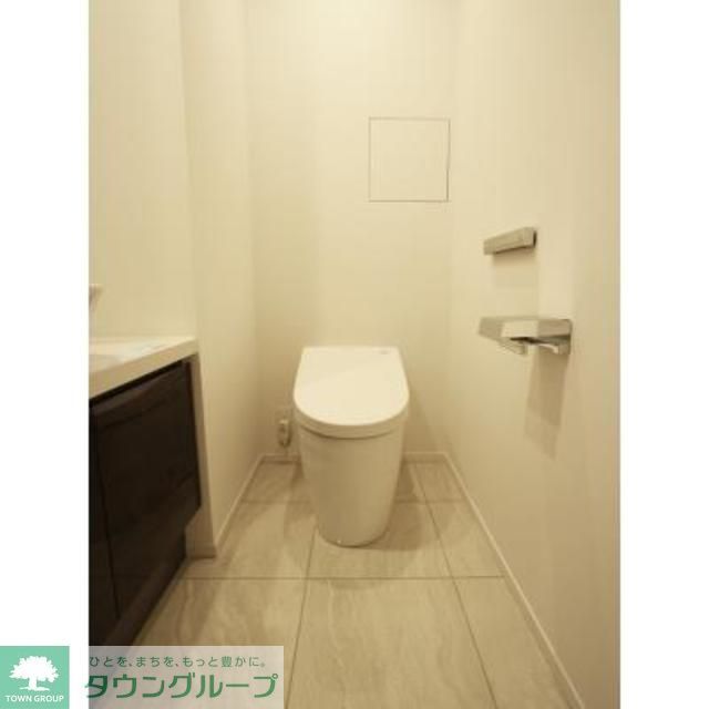 トイレ　※写真は同タイプ住戸です。