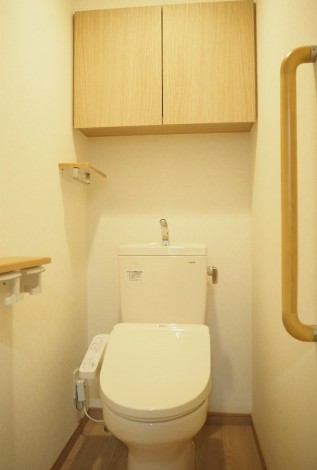 都営三田線 本蓮沼駅 徒歩7分 6階建 築8年のトイレ写真