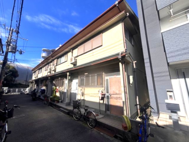 弥生ハイツの外観写真