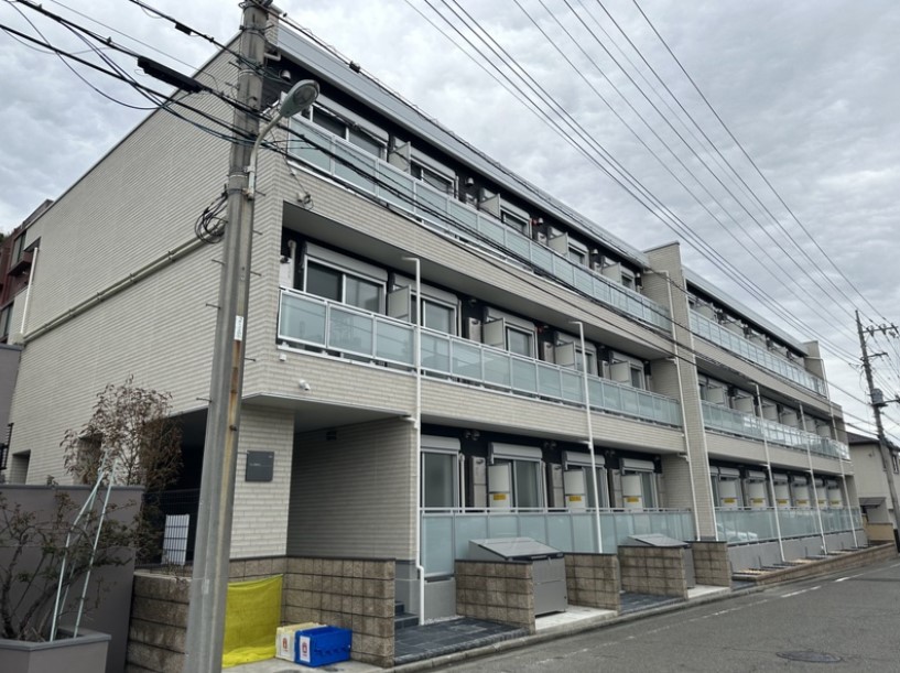 京王相模原線 南大沢駅 徒歩12分 築3年