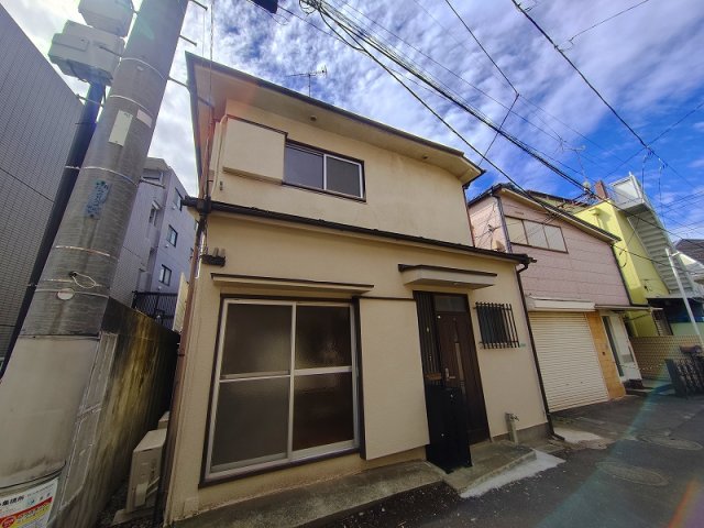 建物外観　練馬区認定耐震補強工事済み