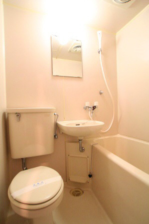 ロイヤルハイツ南馬込のトイレ写真
