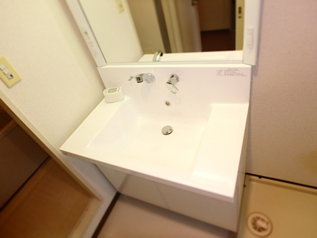 ジュネスの内装写真