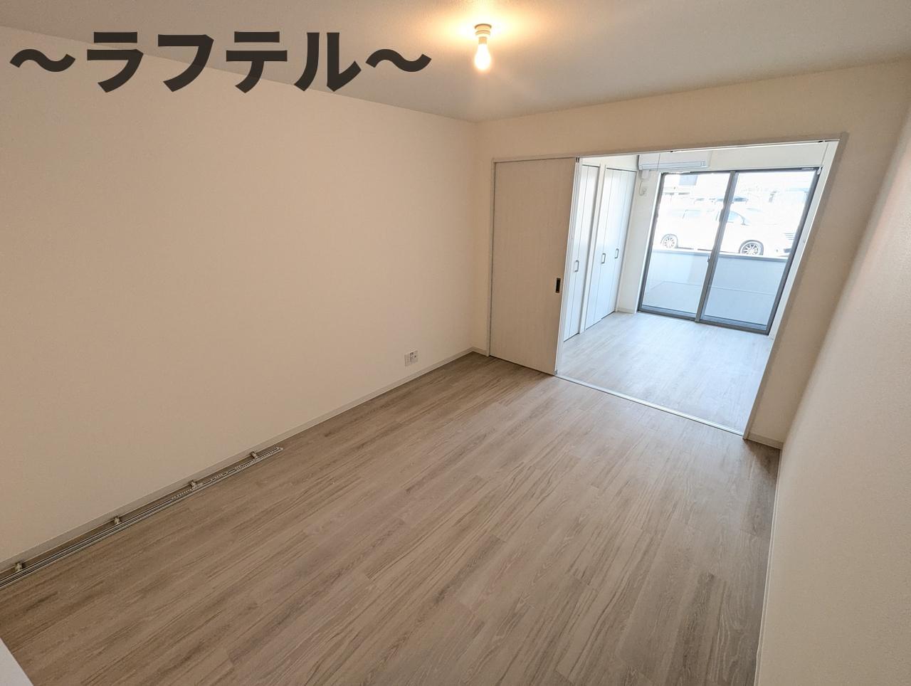 ジーメゾン所沢岩岡町クルークの居間写真