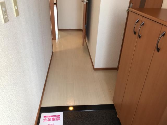 玄関　玄関