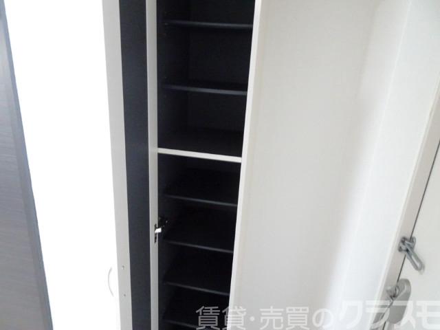 玄関　トールタイプのシューズボックスあり♪