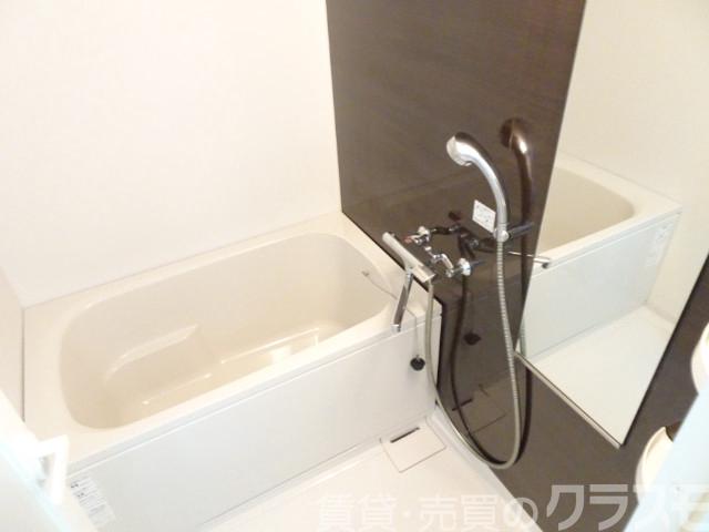 バス・シャワールーム　浴室乾燥機付きバス♪