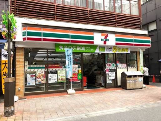 コンビニ　セブンイレブン巣鴨地蔵通り店（コンビニ）まで124m