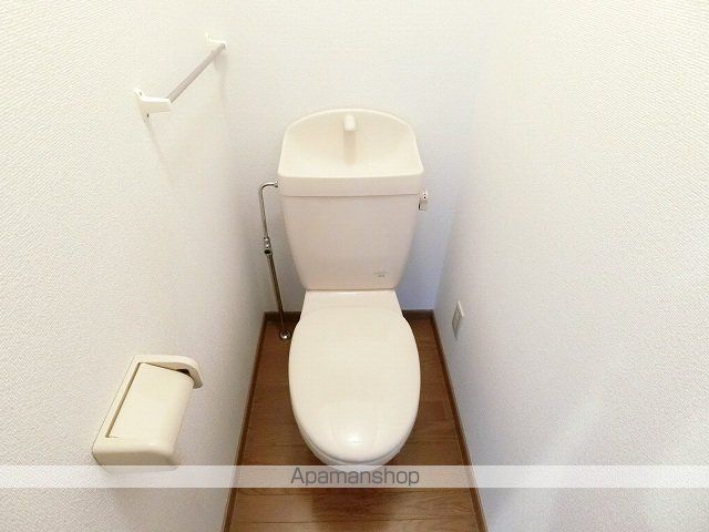 名鉄各務原線 名電各務原駅 徒歩10分 3階建 築24年のトイレ写真