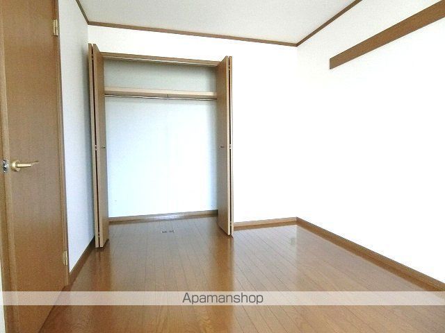 名鉄各務原線 名電各務原駅 徒歩10分 3階建 築24年の内装写真
