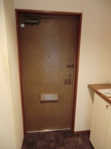 玄関　下駄箱付き玄関