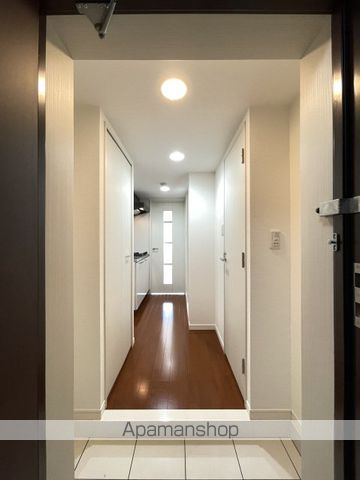 スカイコート都立家政EASTの玄関写真
