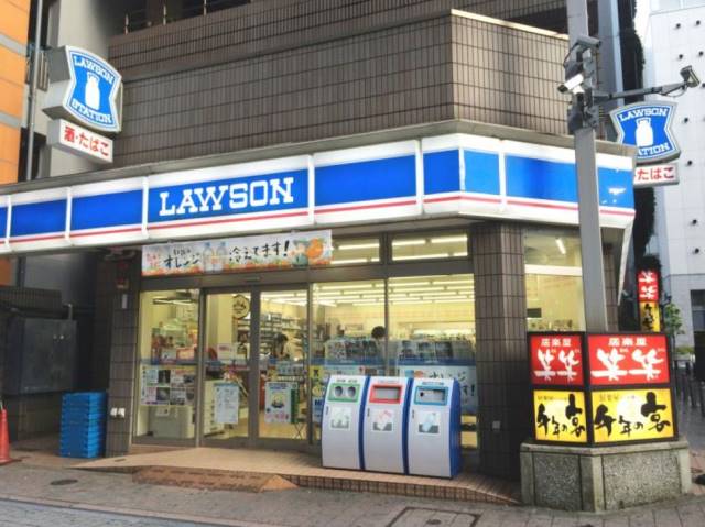 コンビニ　ローソン港南中央通り店（コンビニ）まで121m